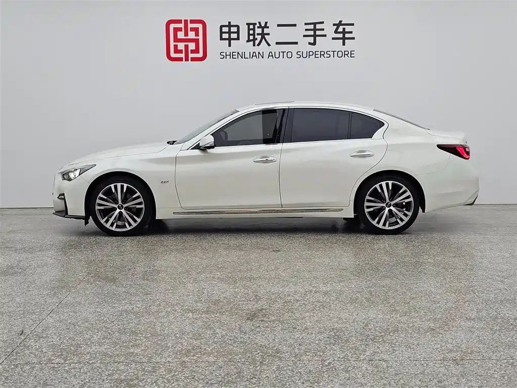 Infiniti Q50L 2021