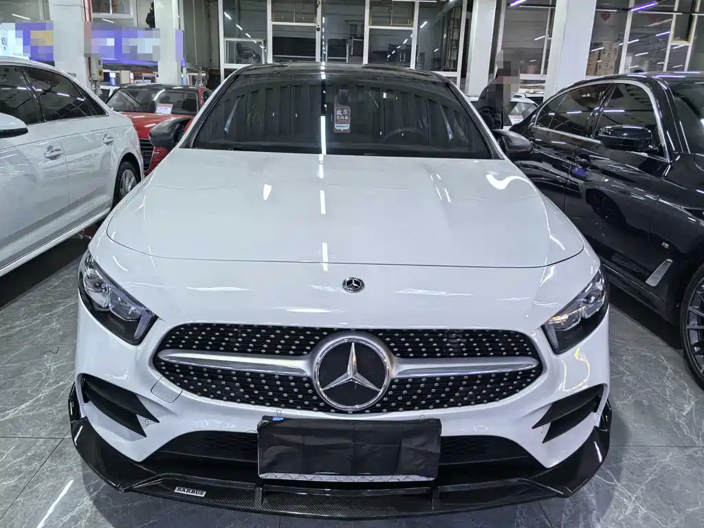 Mercedes-Benz A-Class 2023 — фото 2