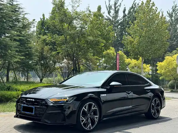 Audi A7L 2023