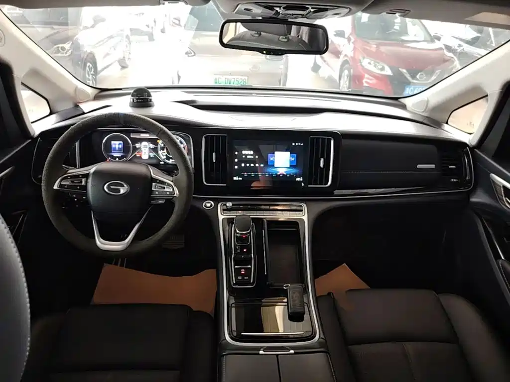 GAC Motor Trumpchi M8 2021 — фото 10
