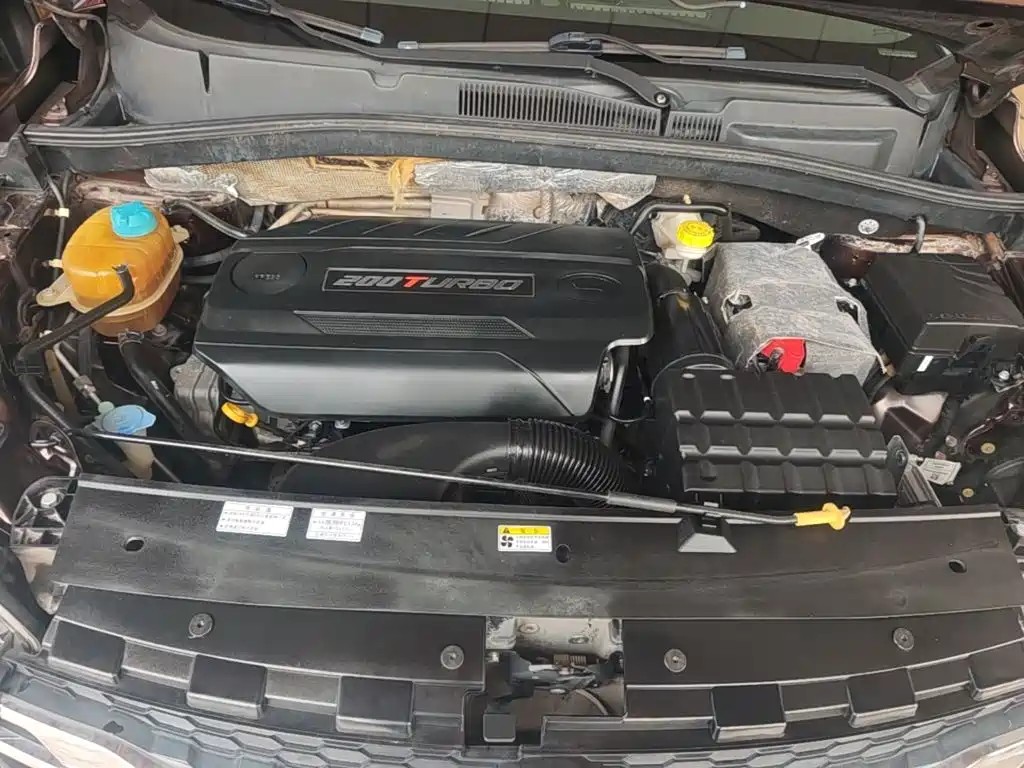 GAC Trumpchi GS4 2015 — фото 20