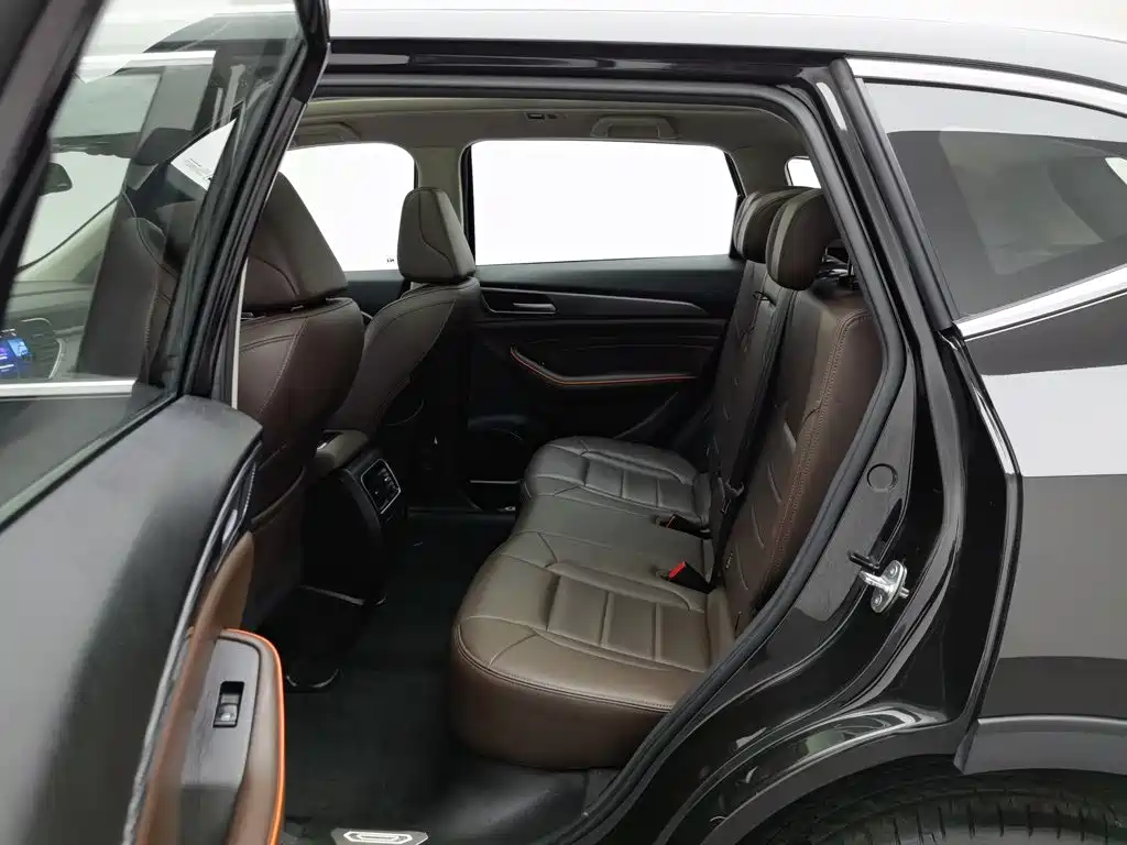 Haval F7 2021 — фото 15
