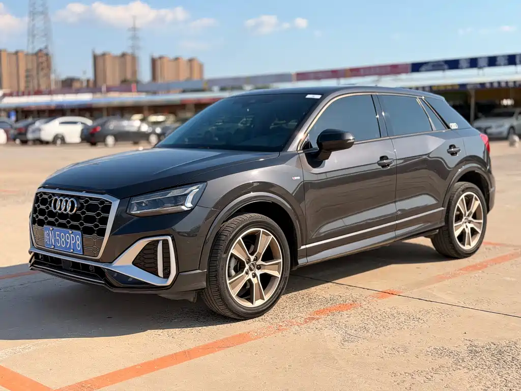 Audi Q2L 2022