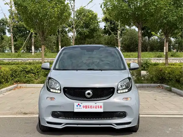 smart fortwo 2019