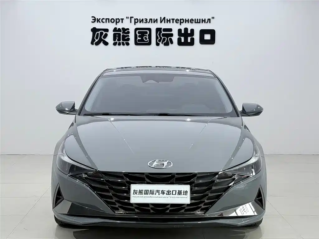 Hyundai Elantra 2023