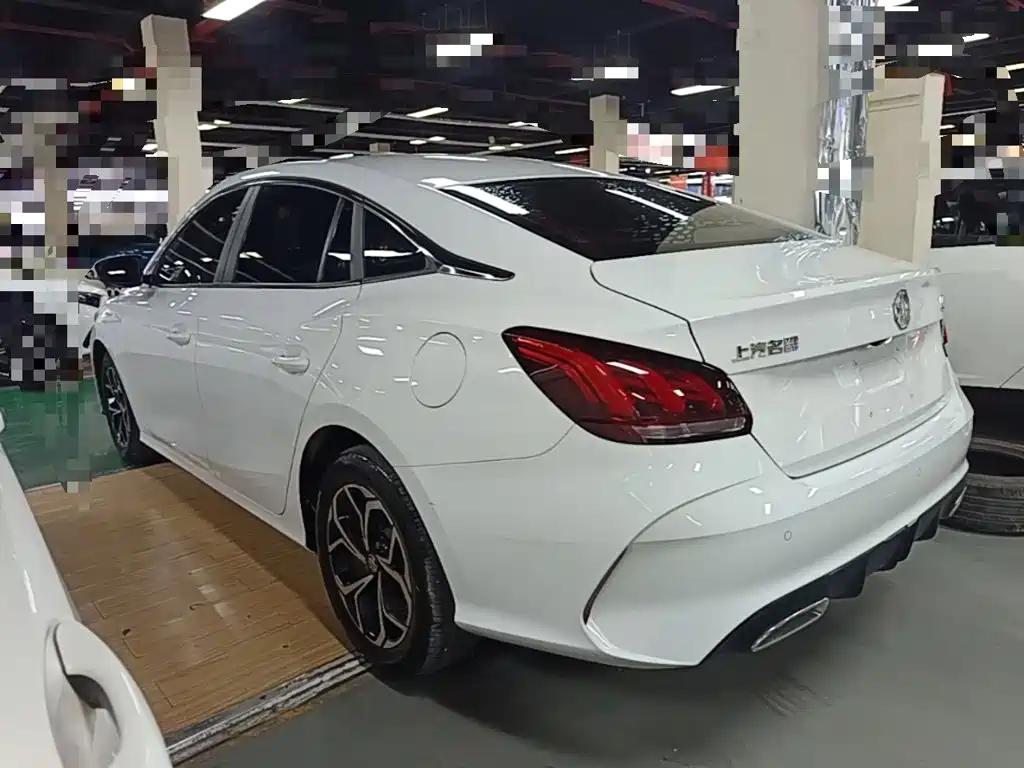 MG MG5 2023