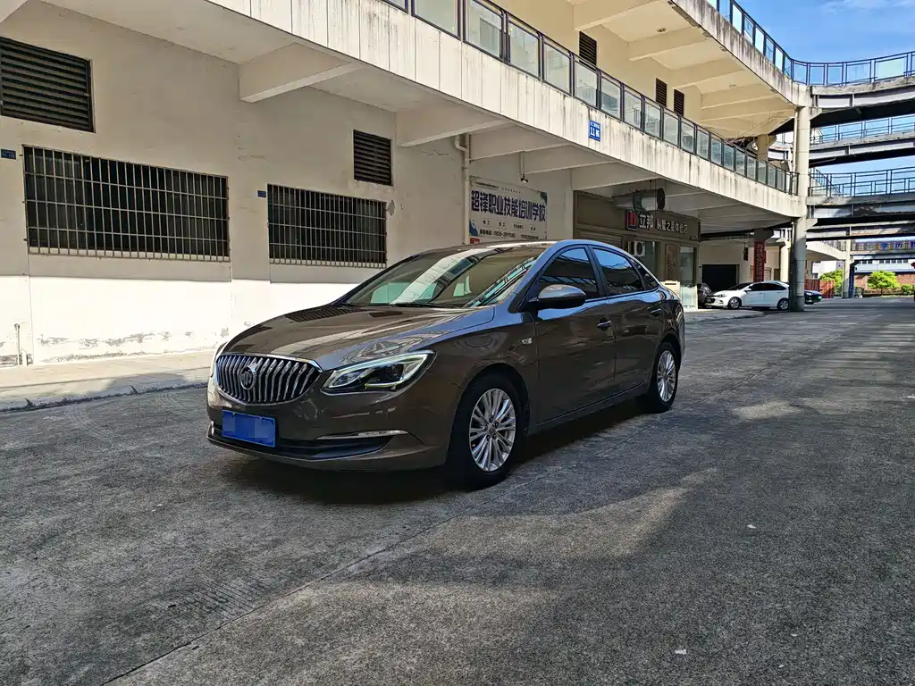 Buick Excelle 2016 — фото 1