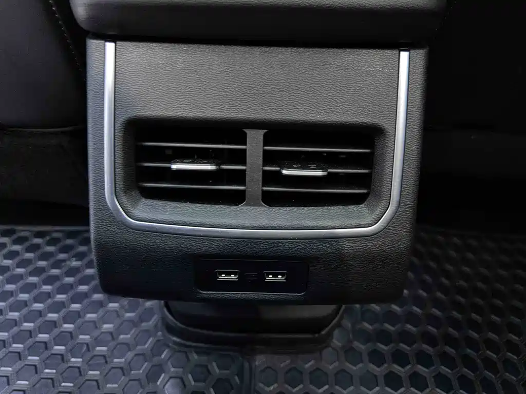 Haval H6 2023 — фото 18