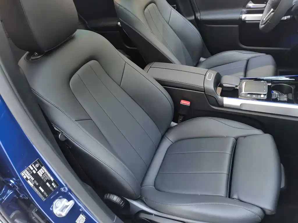 Mercedes-Benz GLB 2022 — фото 15
