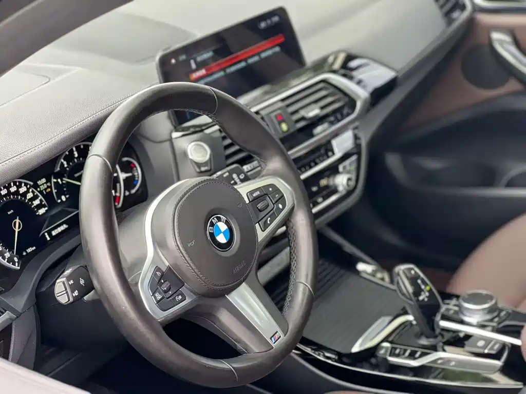 BMW X3 2018 — фото 11