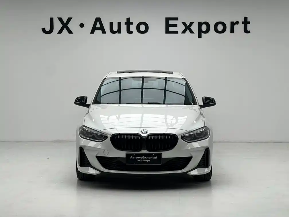 BMW 1 Series 2023