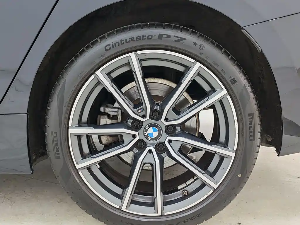 BMW 3 Series 2022 — фото 17
