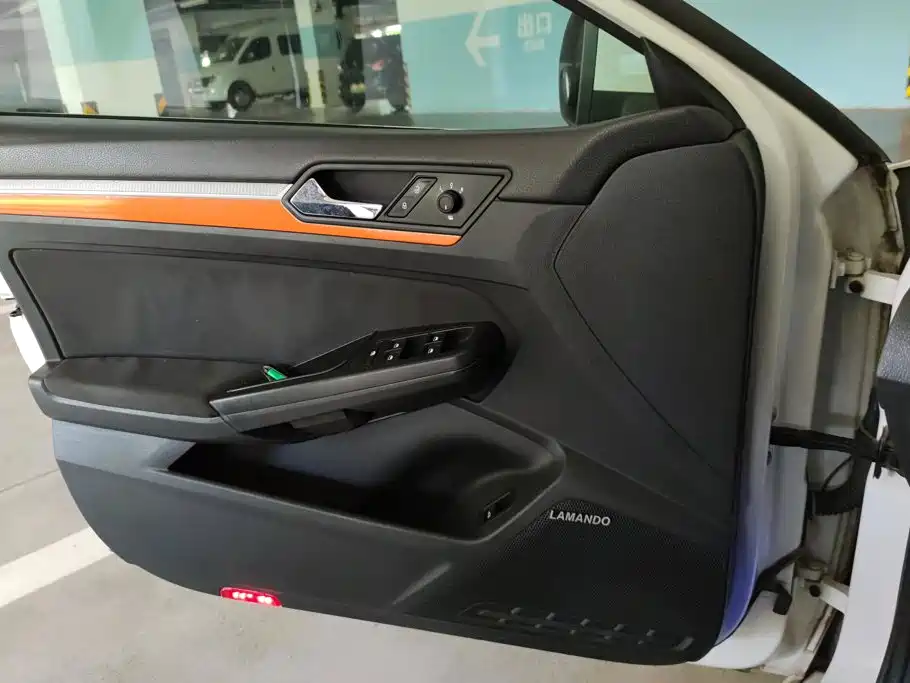 Volkswagen Lamando 2016