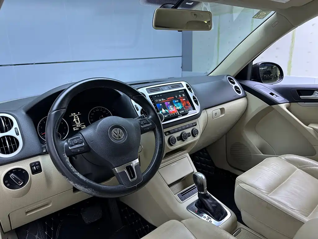 Volkswagen Tiguan 2016 — фото 10
