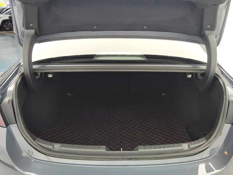 Mazda 3 Axela 2023