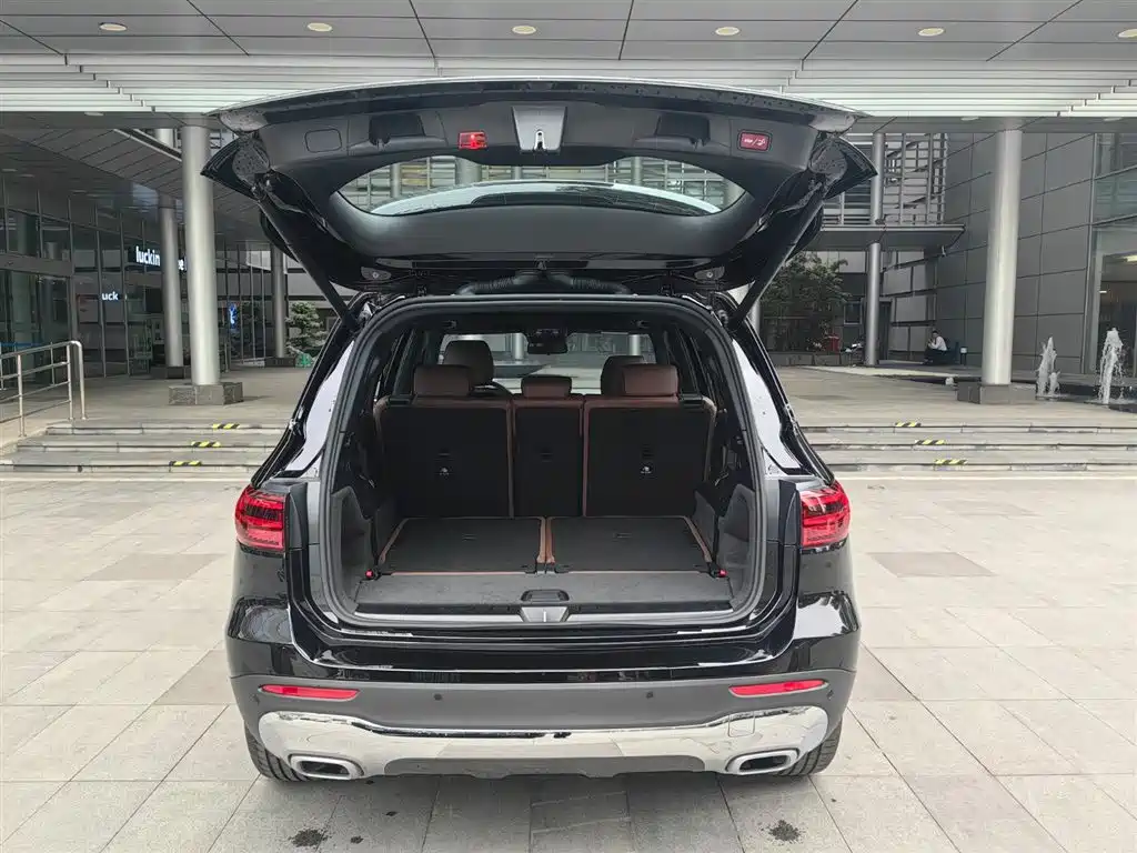 Mercedes-Benz GLB 2025 — фото 11