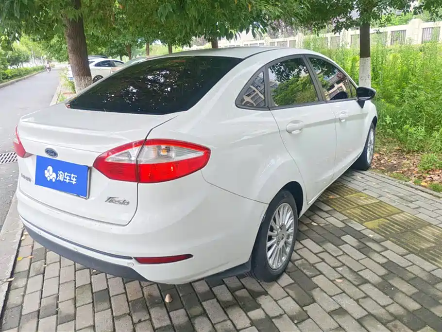 Ford Fiesta 2015