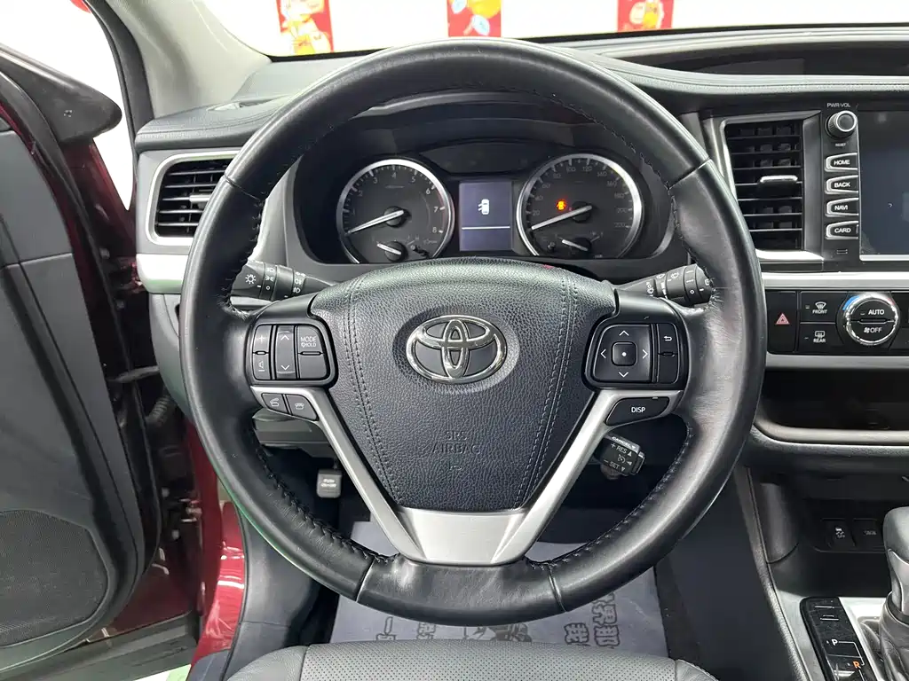 Toyota Highlander 2017 — фото 13