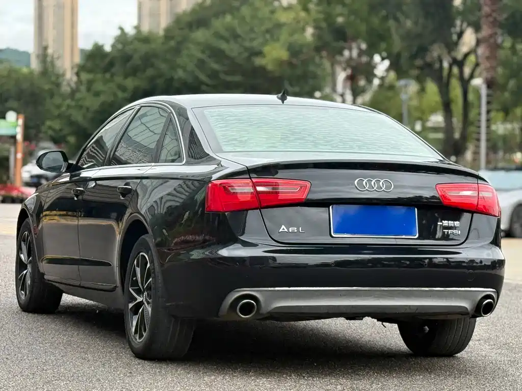 Audi A6L 2015 — фото 16