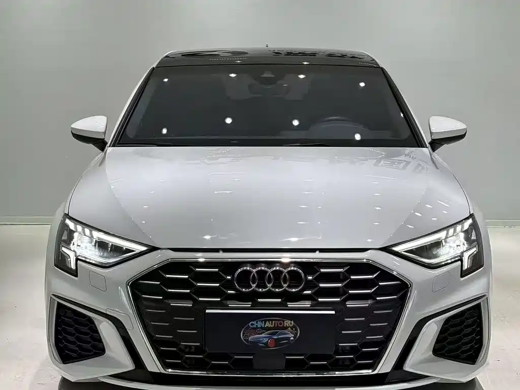Audi A3 2023 — фото 2