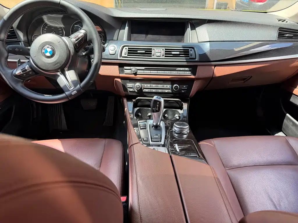 BMW 5 Series 2016