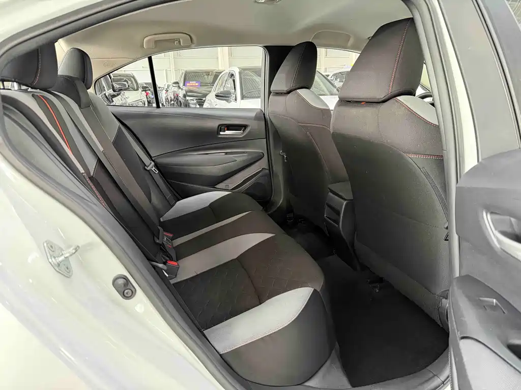 Toyota Corolla 2022 — фото 16