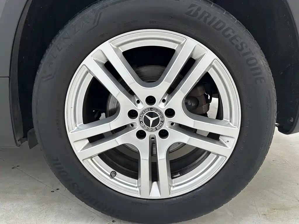 Mercedes-Benz GLB 2020 — фото 18