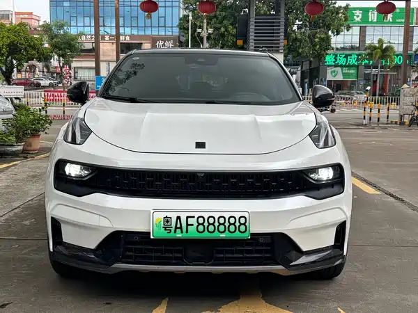 Lynk & Co 05 EM-P 2021