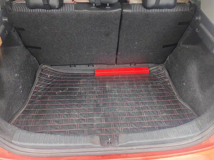 Toyota Yaris L 2015