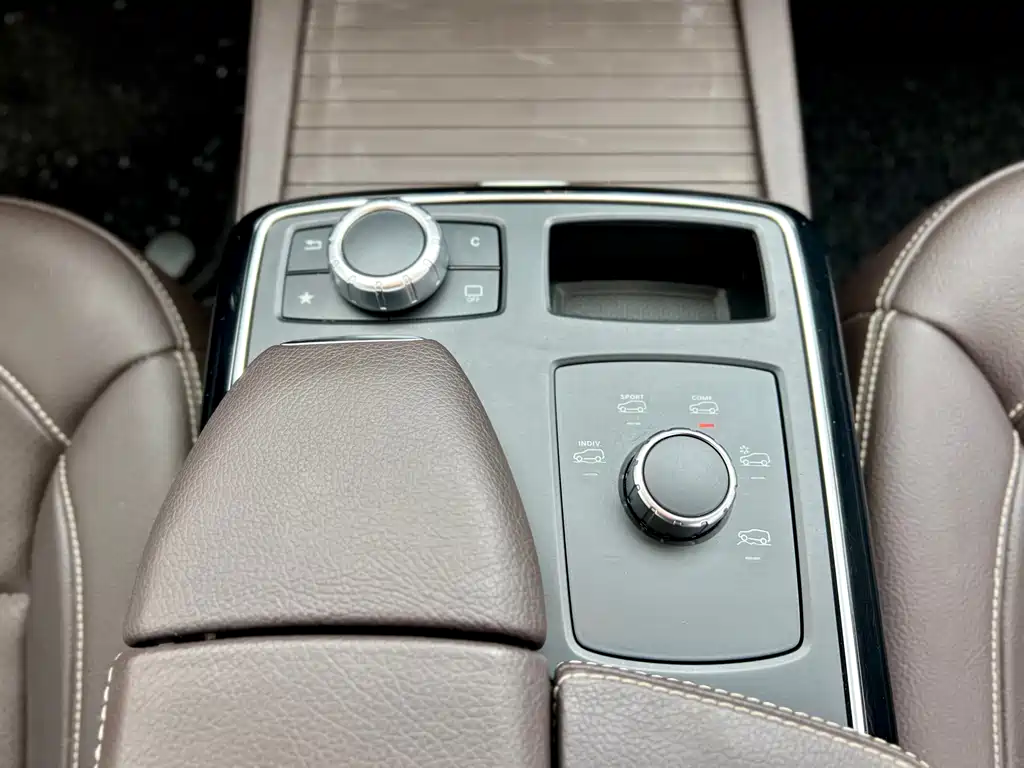 Mercedes-Benz GLE 2018 — фото 15
