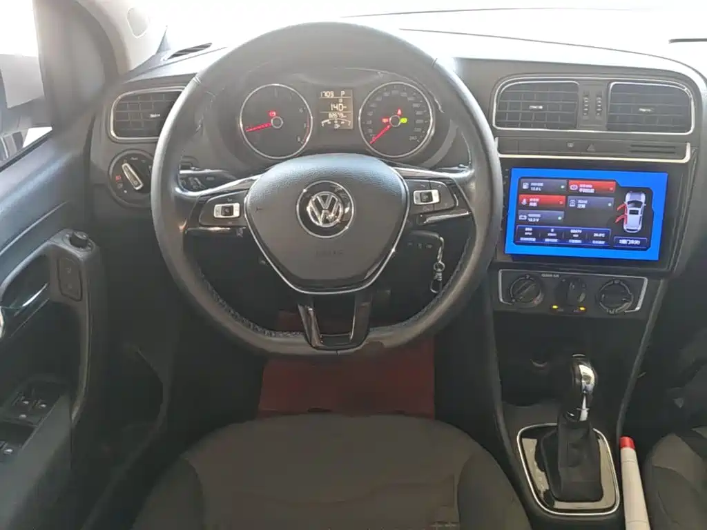 Volkswagen Polo 2018 — фото 11