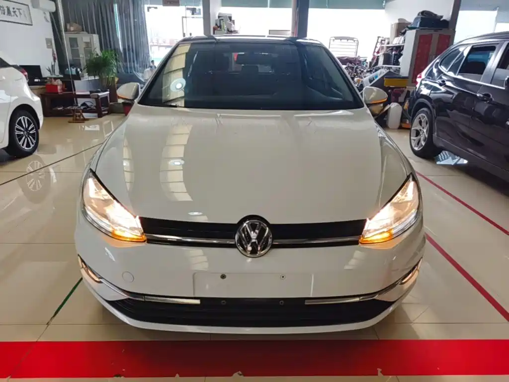 Volkswagen Golf 2020