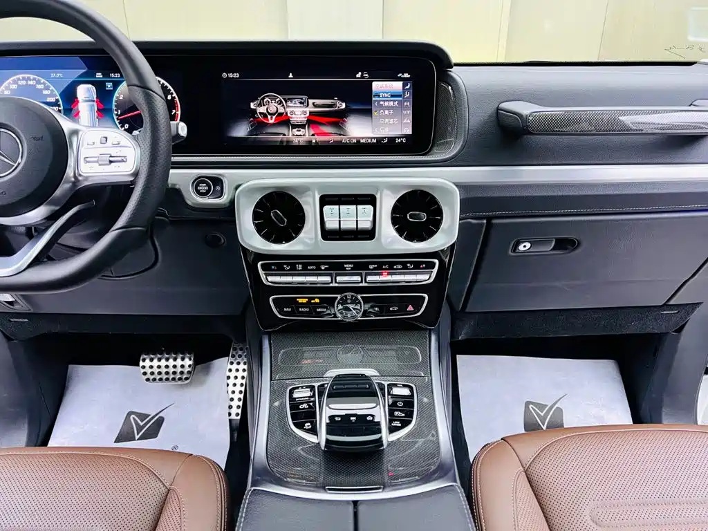 Mercedes-Benz G-Class 2020 — фото 12