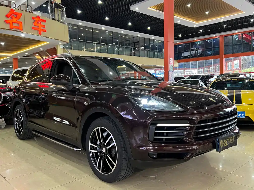 Porsche Cayenne 2019 — фото 3