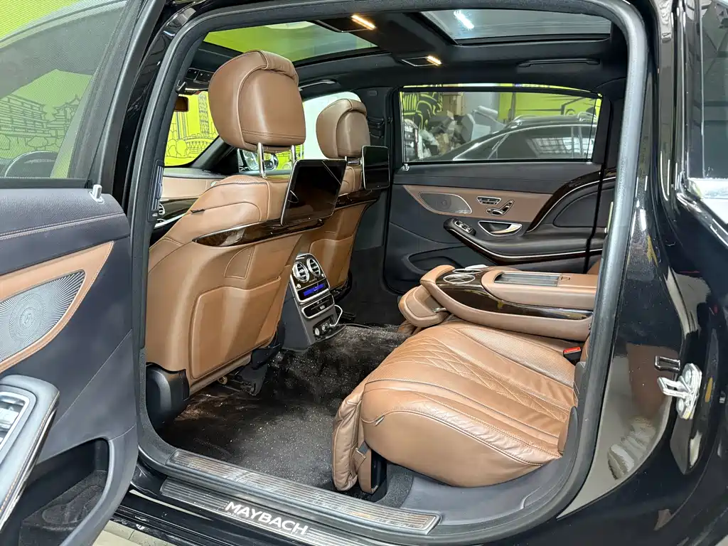 Mercedes-Benz Maybach S-Class 2020 — фото 11