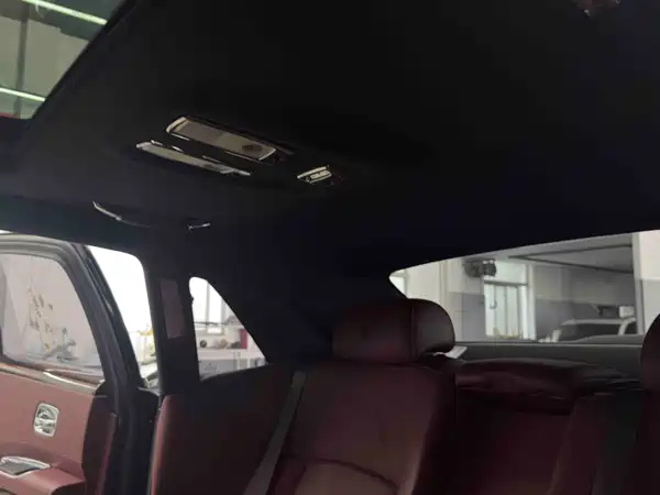 Rolls-Royce Ghost 2015
