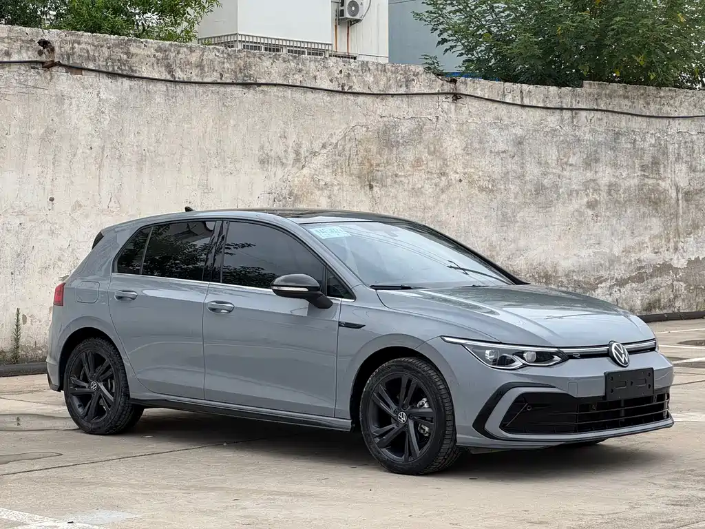 Volkswagen Golf 2022