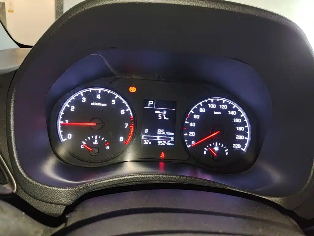 Hyundai Verna 2016 — фото 12