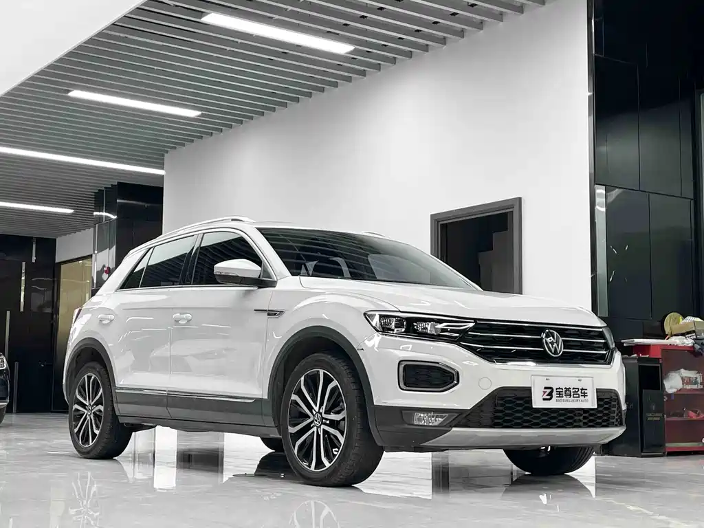 Volkswagen T-Roc 2022 — фото 3