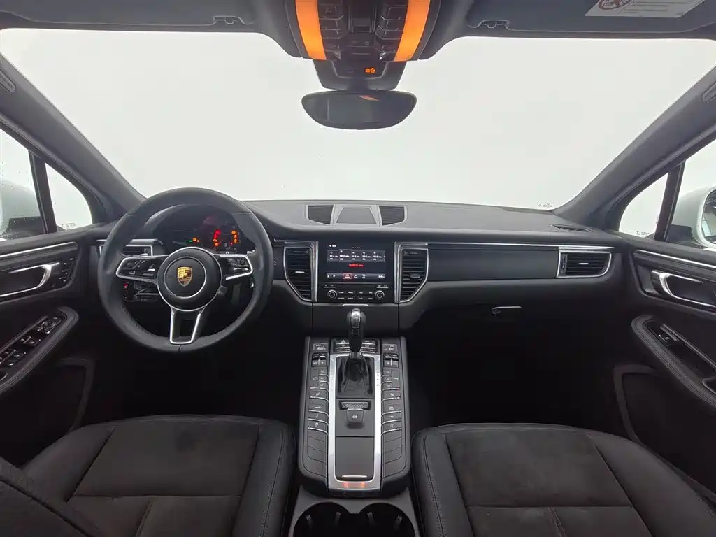 Porsche Macan 2016 — фото 18