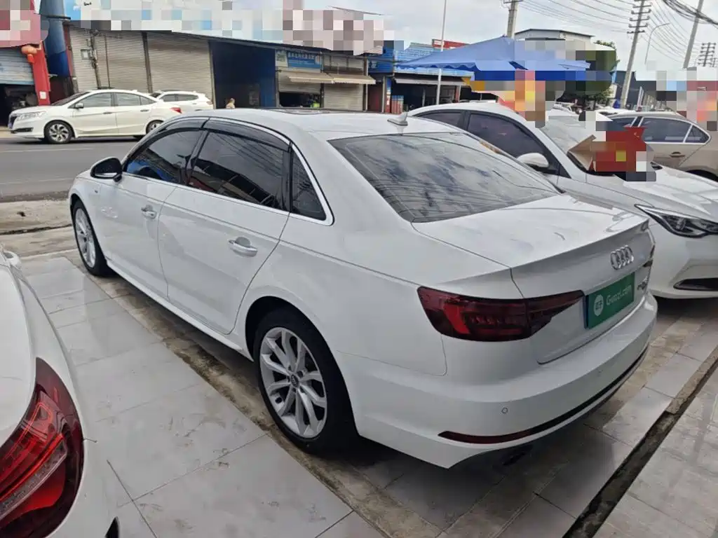 Audi A4L 2018