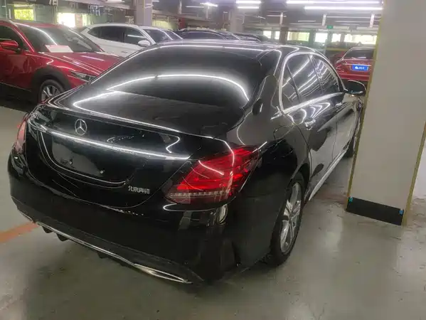 Mercedes-Benz C-Class 2020