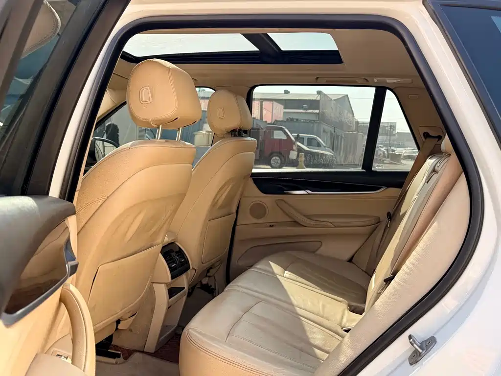 BMW X5 2014 — фото 12