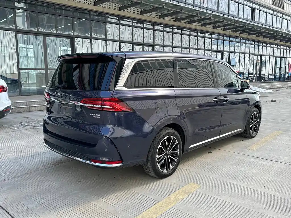 Roewe iMAX8 2022 — фото 4