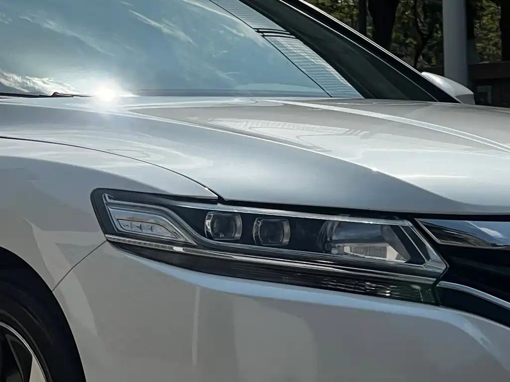 Honda Spirior 2016 — фото 6