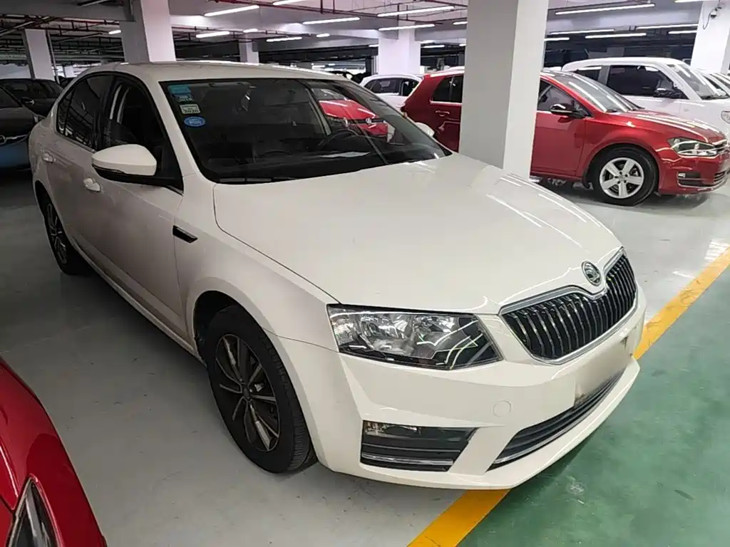 Skoda Octavia 2016 — фото 4
