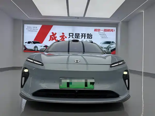 NIO ET5 2022