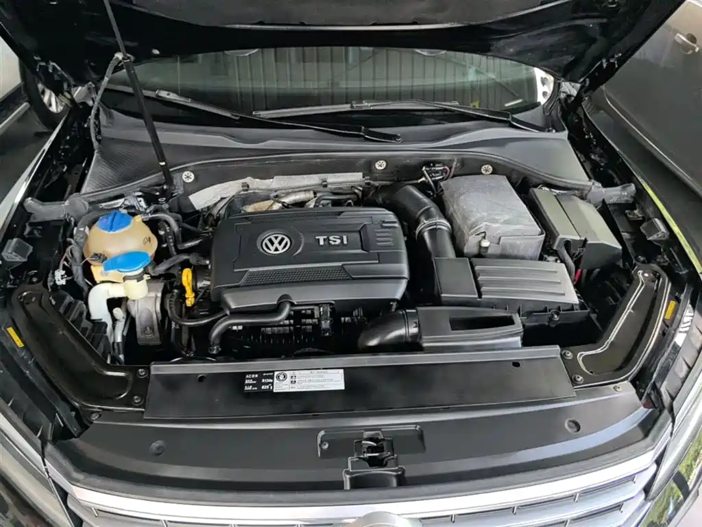 Volkswagen Passat 2017 — фото 20