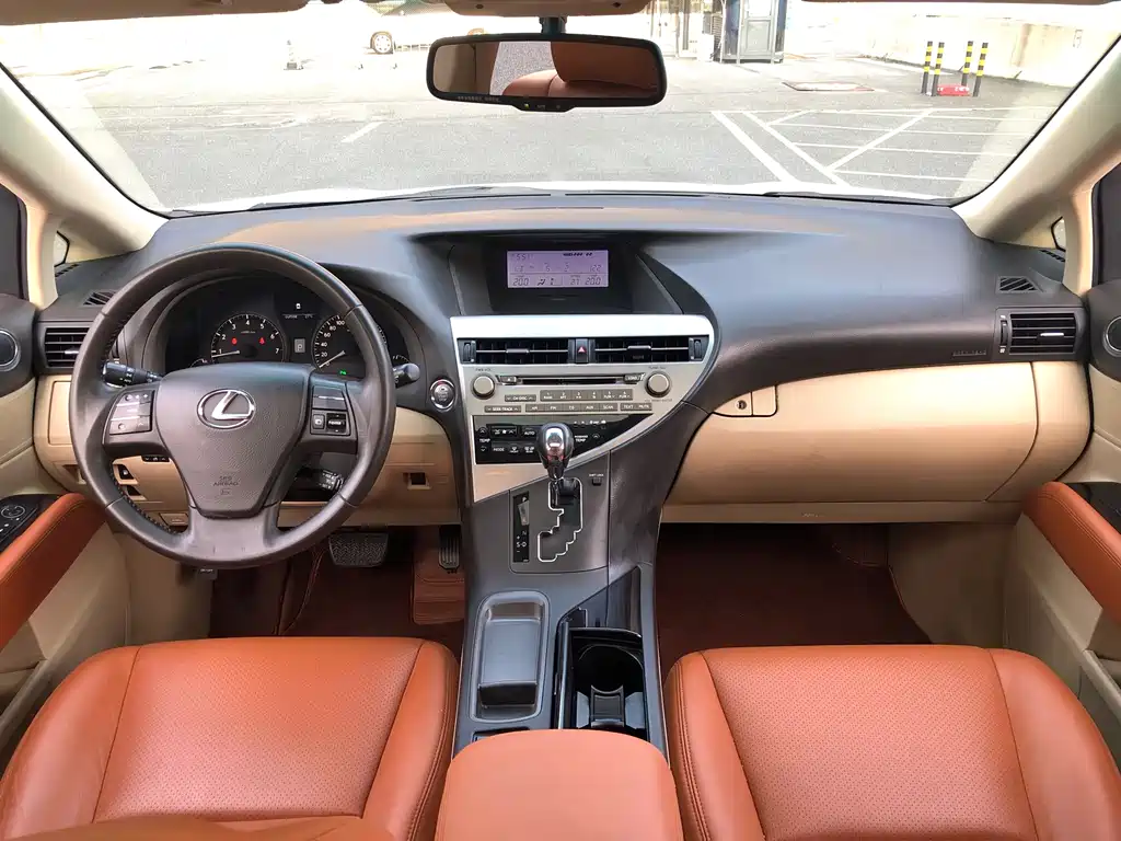 Lexus RX Classic 2013 — фото 12