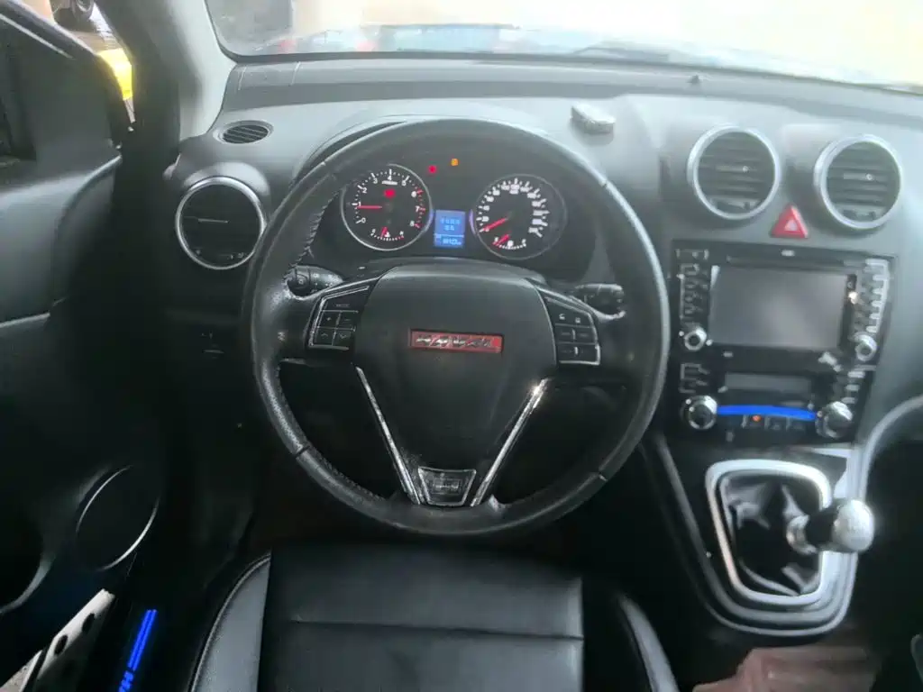 Haval H6 2015 — фото 11